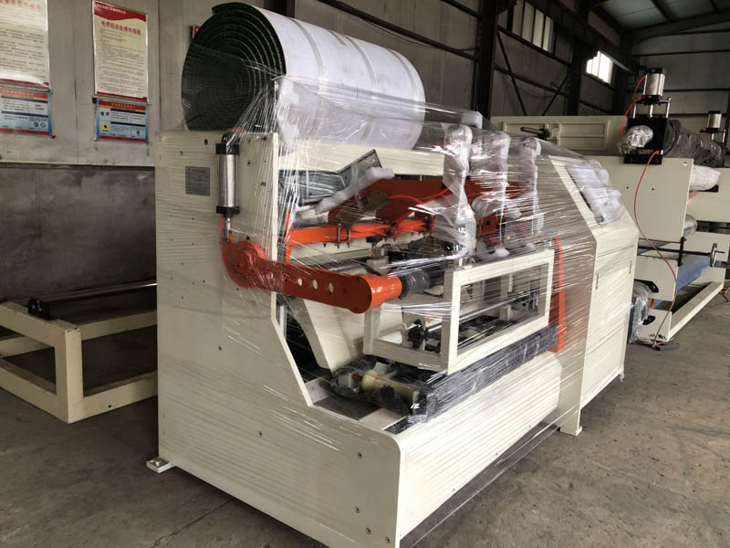 Winding Device Winder Coiler PE Sheet Fabric Carpet Turf Winding Machine