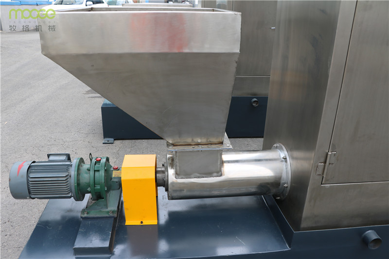 Vertical Friction Dewatering Screw Press Machine High Speed PET Crushing Machine