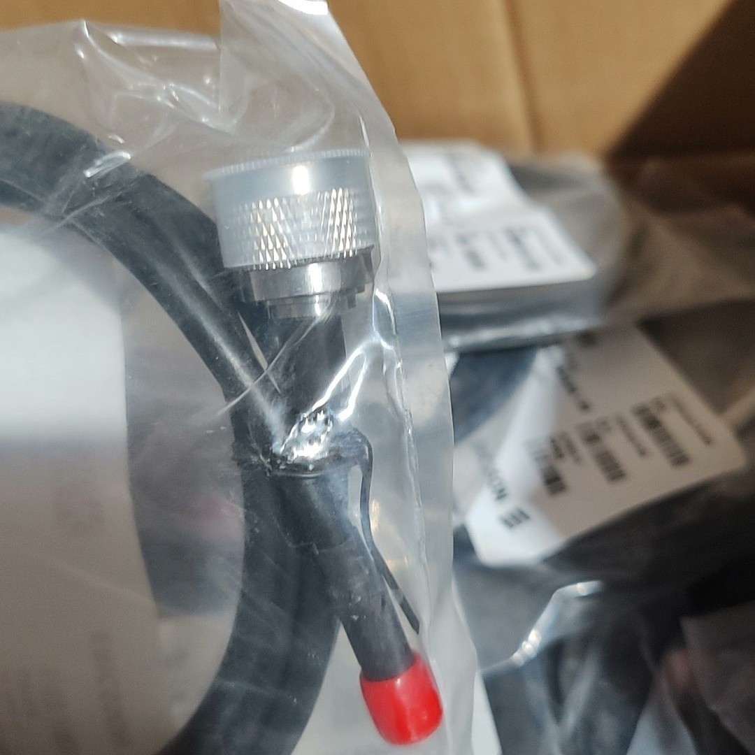 Ericsson ENC-TSR951339/1.5 1.5M SMA M-NF GPS Cable