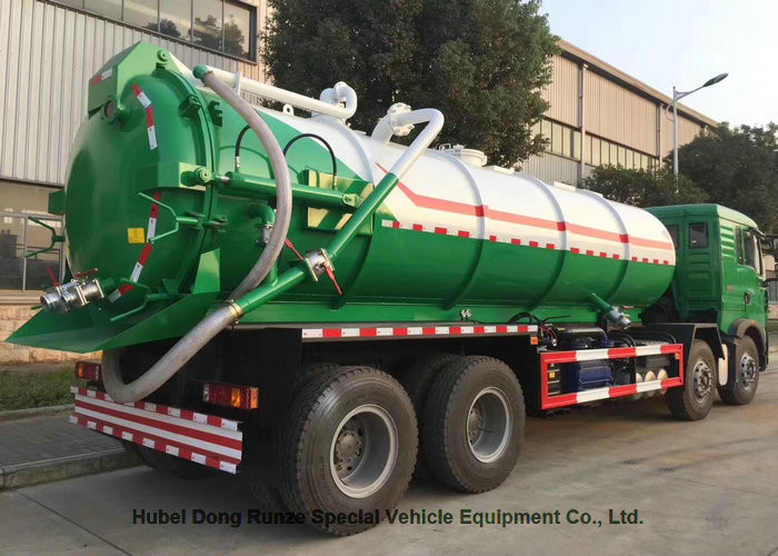 HOWO 8x4 Septic Vacuum Trucks , Sewage Removal Truck High Capacity