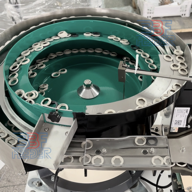 Dual Track Vibratory Bowl Feeder PU Coating O-rings Vibrating Feeder