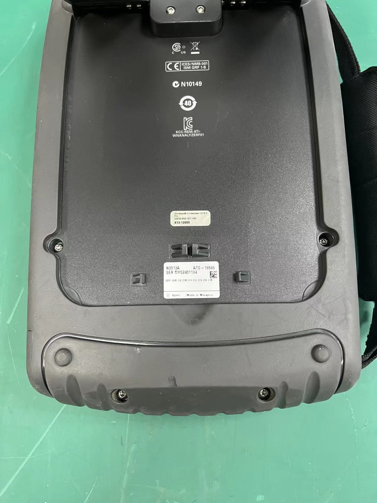 Portable Agilent N9913A FieldFox Handheld RF Analyzer 4 GHz Keysight Spectrum Analyzer