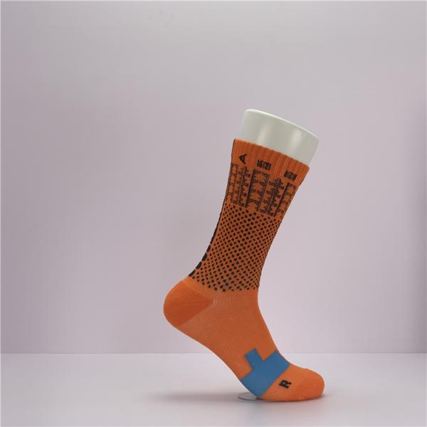 High Ankle Outdoor Sport Yoga Socks with Breathable Design and Coloured Options