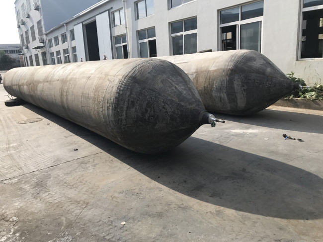 Shunhang Wear Resistance Ship Launching Airbag 1.5M X 16M For Shipyard