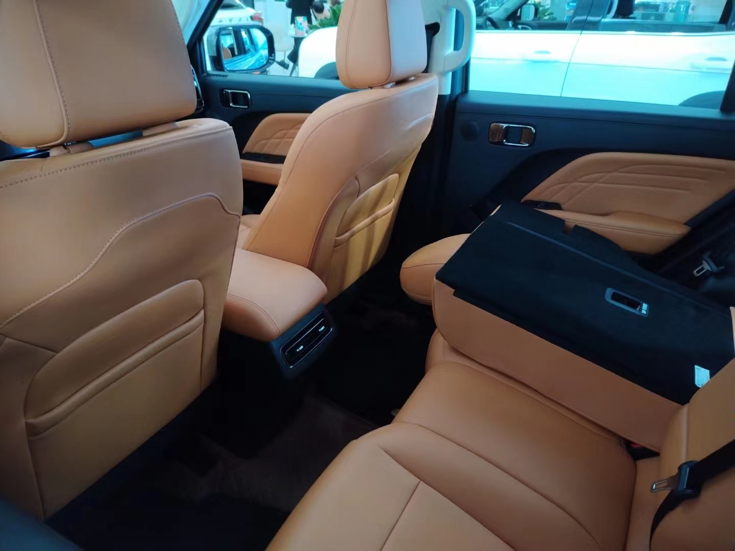 Black Great Wall Haval Raptor Plug In Extended Range Hybrid Off Road SUV