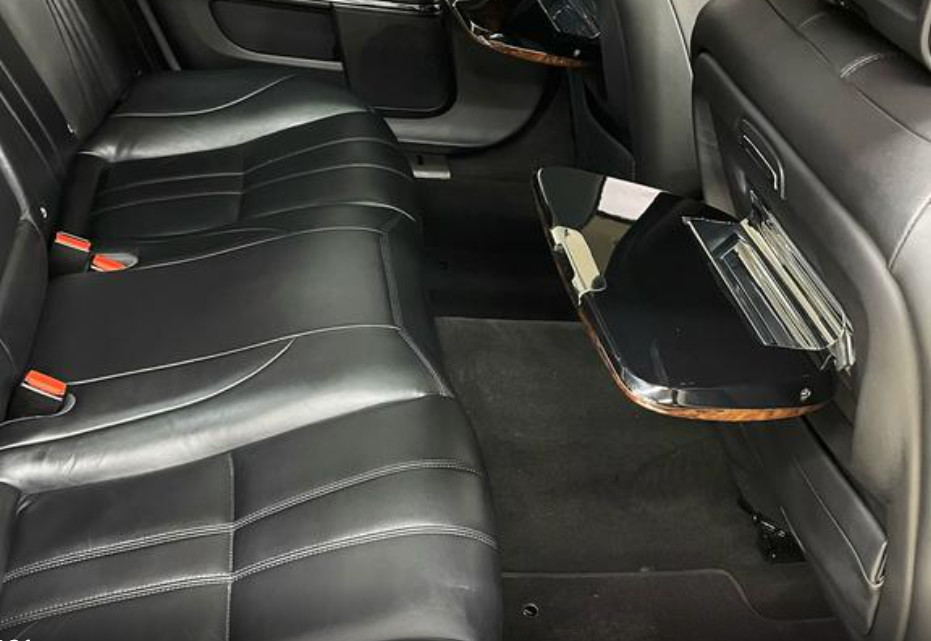 Jaguar XJ 2013 XJL 3.0 SC Panoramic Business Edition Large Car Gasoline 3.0T 340HP V6 8-speed Manual