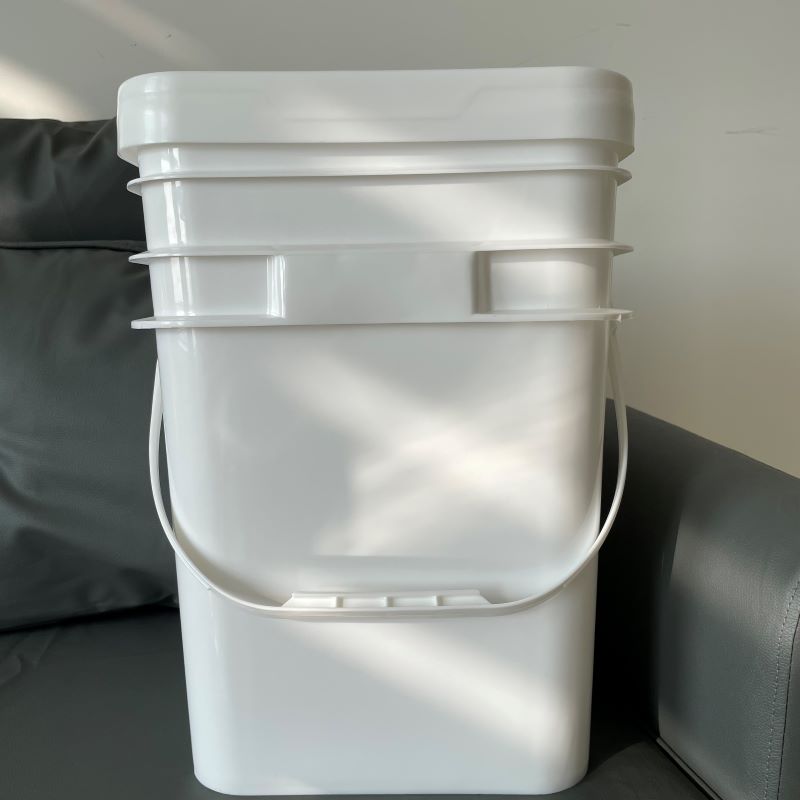 Square Plastic Pail with Lid Durable and Storage Solution