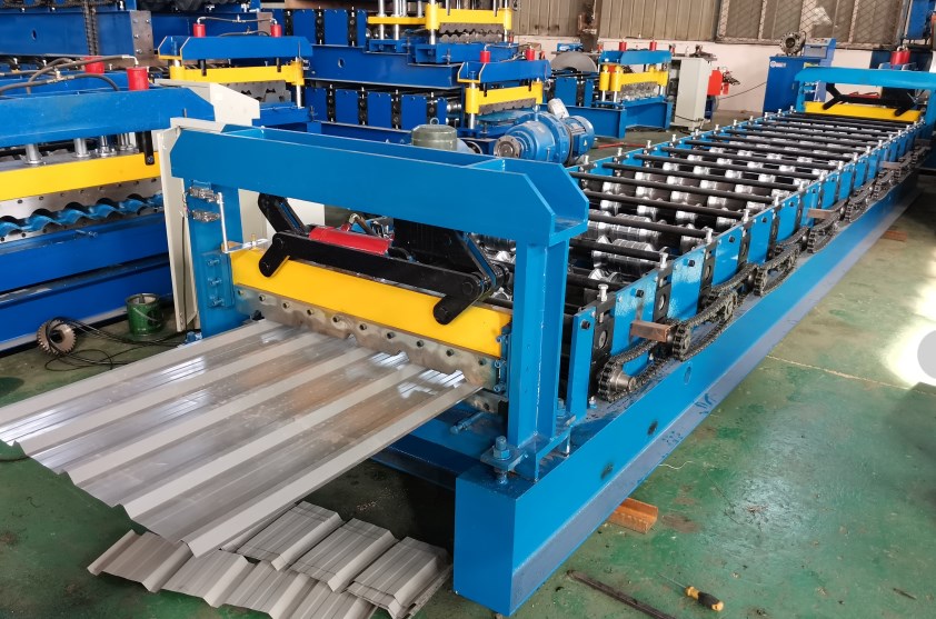4.5T Color Steel Roll Forming Machine For High Wave Corrugated Sheet