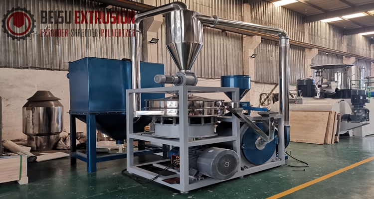 500kg/H 10mm LDPE LLDPE Pe Pulverizer With Disc Blade