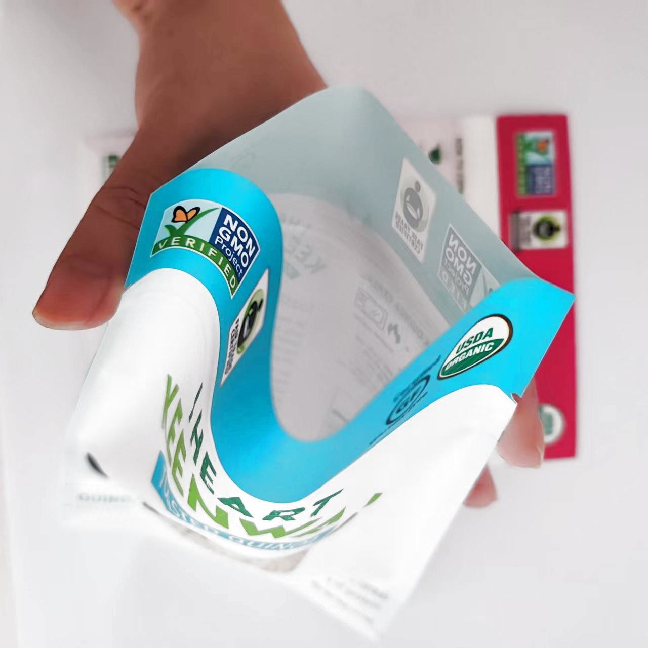 Colorful Ziplock Custom Printed Stand Up Pouch Bags For Sweets Snacks Candy