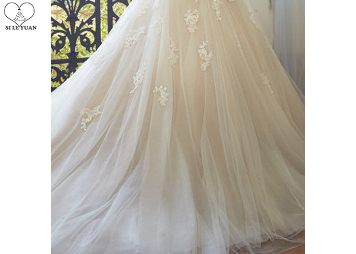 Waist Beading Tulle A Line Bridal Gowns , Foliage Lace Strapless Wedding Gown