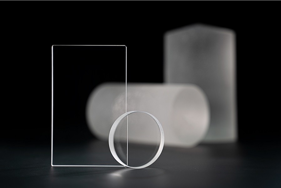 Sapphire Al2O3 Crystal Substrate 2'' 3'' 4'' Double Side Polished For Optical Use