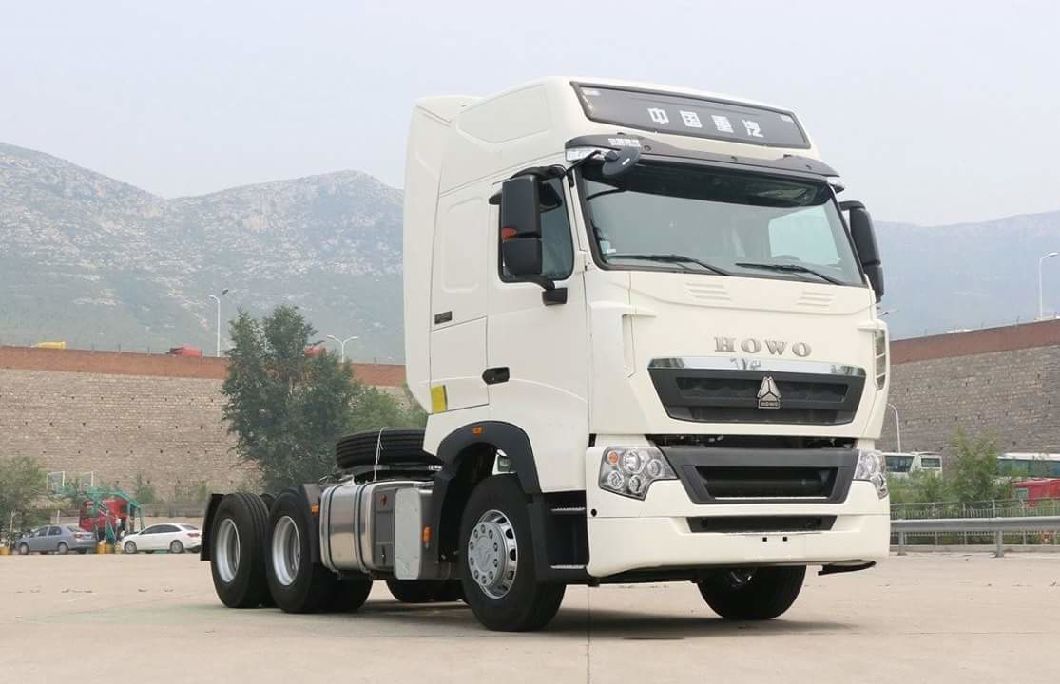 China Sinotruck Excellent Condition Tractor Head HOWO Tractor Truck on Sale