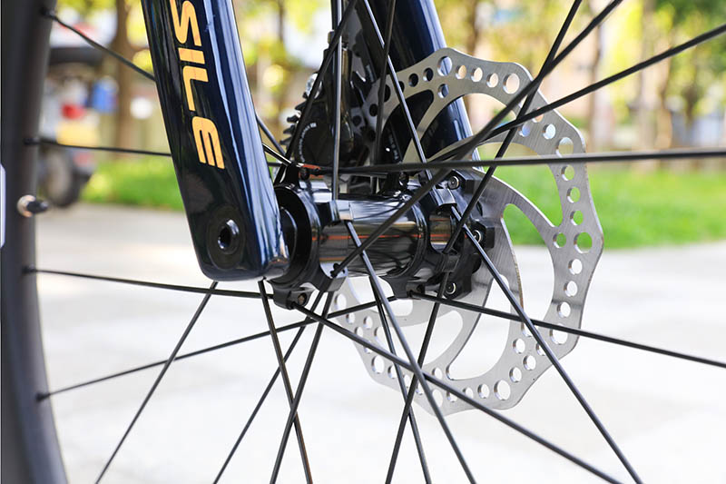 Newly Designed 700C*25 22 Speed Carbon Frame Bend Handlebar Road Bike With Fork Suspension