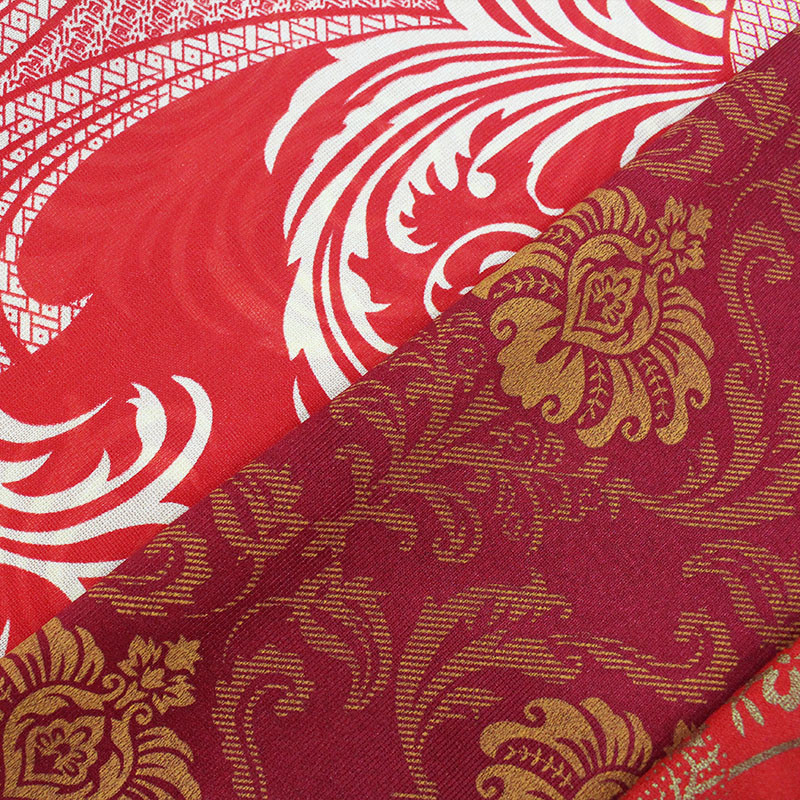 The factory directly supplies 100% polyester warp knitted printed mattress fabric, gold powder printed cloth