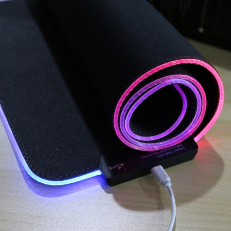 Customized LED RGB Rubber Wireless Charging Game Mouse Pad Large