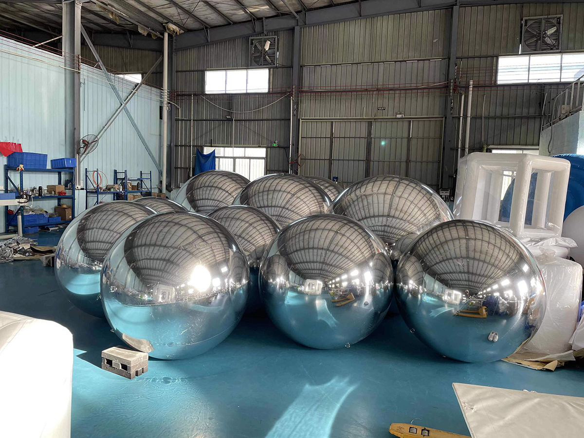 hot selling customize logo size silver golden inflatable reflective pvc mirror ball