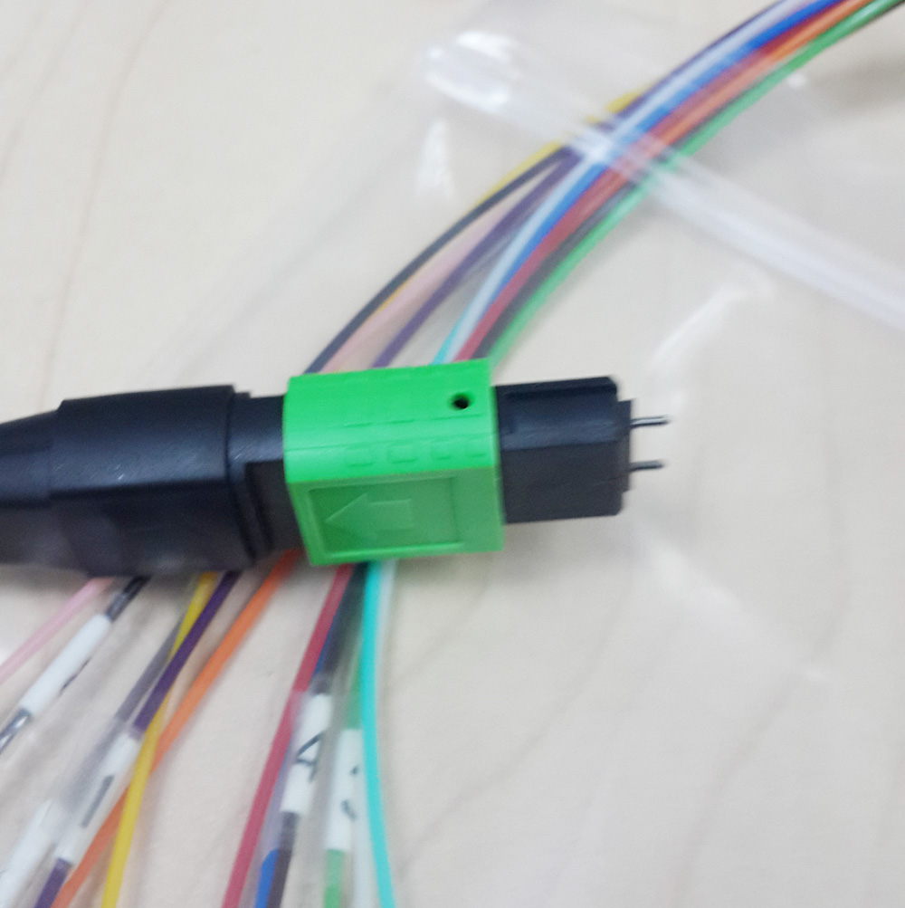 MTP MPO To SC UPC Fiber Optic Fanout Pigtail Patch Cord Single Mode 0.9mm