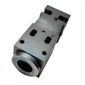 China HB30G Hydraulic Breaker Cylinder Front Head Cylinder 150Mm Diameter on sale