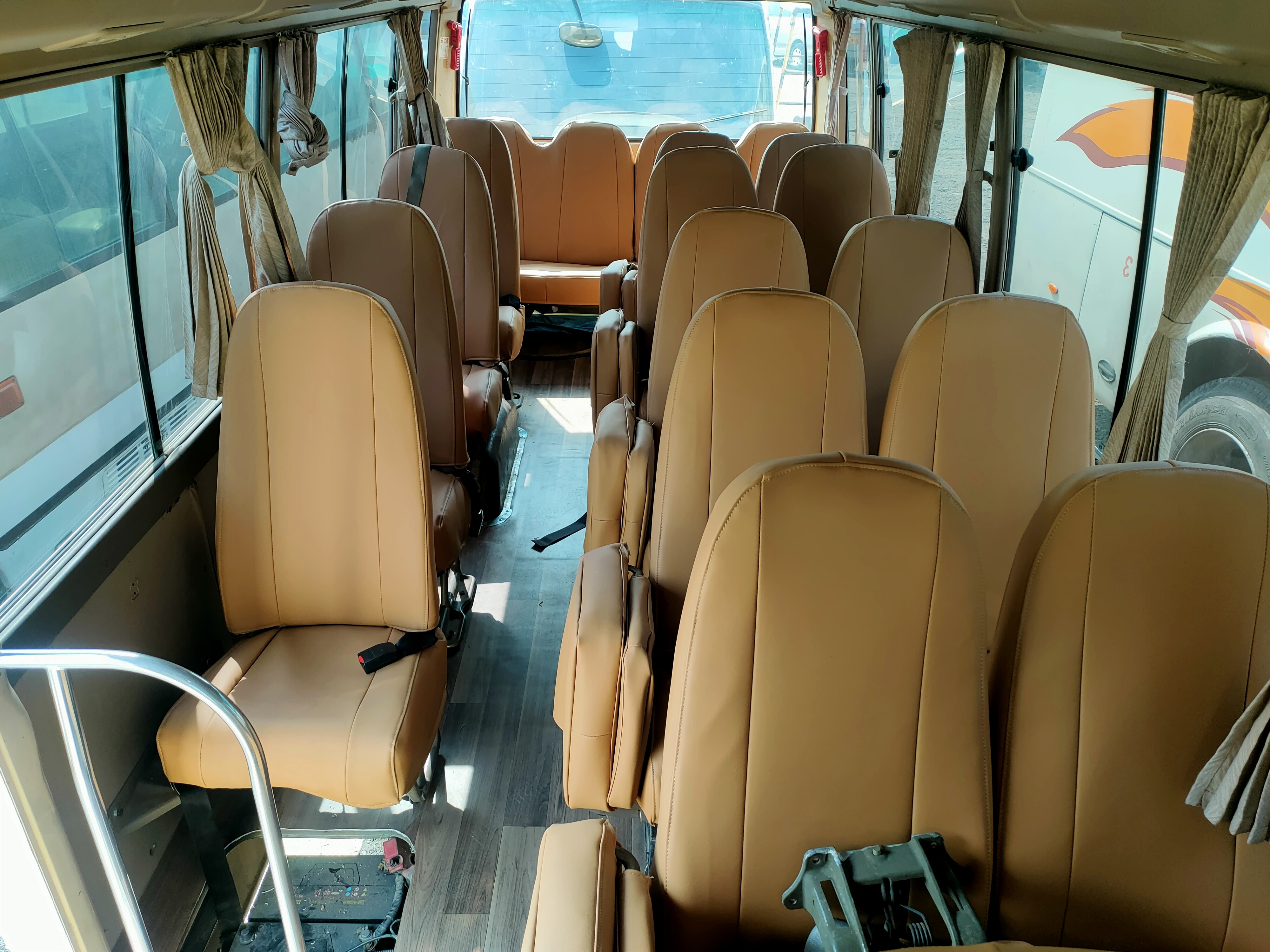 Toyota Van Second Hand Used Coaster Bus 30seats Diesel Engine 14B 15B 1HZ 2016-2020