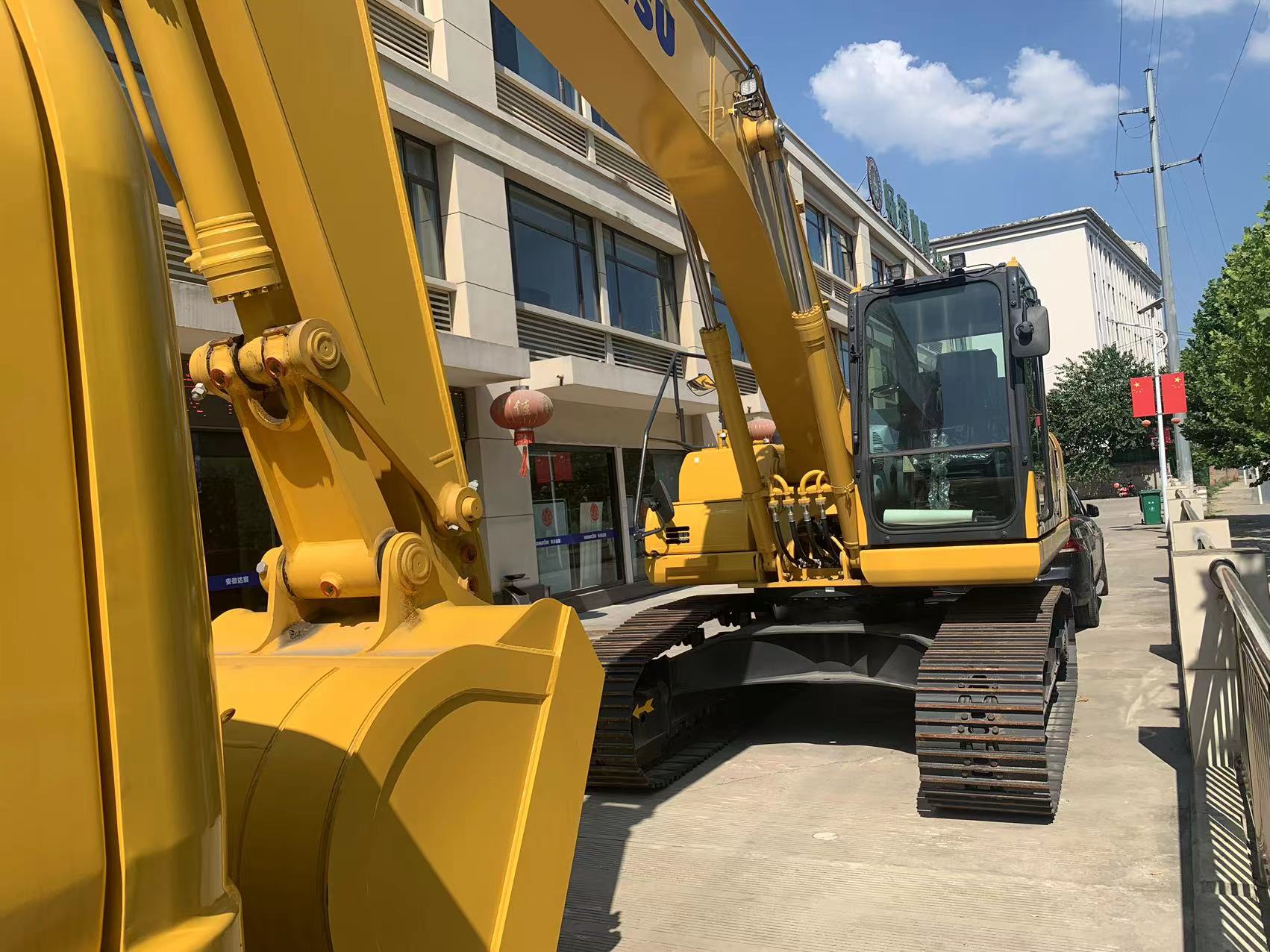 20 Ton Used Excavator Komatsu PC200-10 with and Lowest from Original Japan