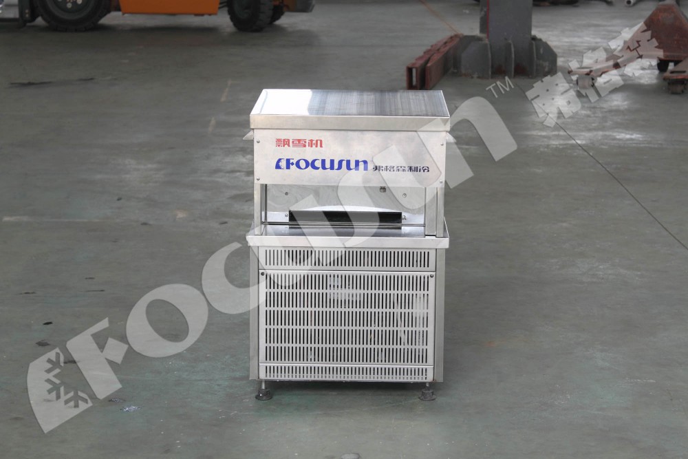 Commercial 600kg Snow Effect Machine for Parties Ice Shape Snow Party Essential