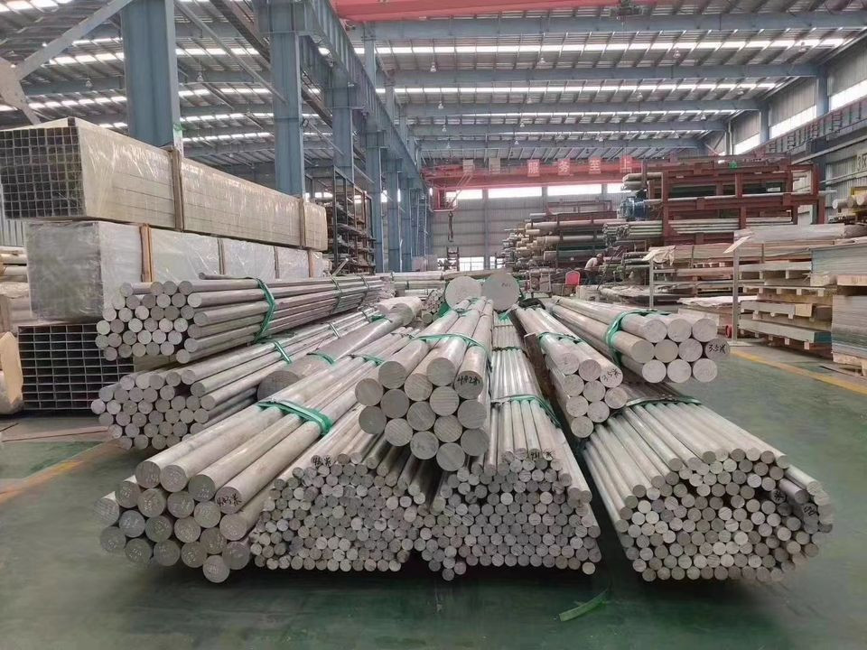 1050 Aluminium Alloy Bar used for Reflective boards and chemical industry containers