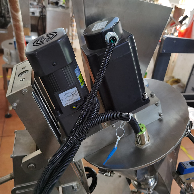 2KW Powder Pouch Packing Machine ISO9001 240mm Mushroom Extract