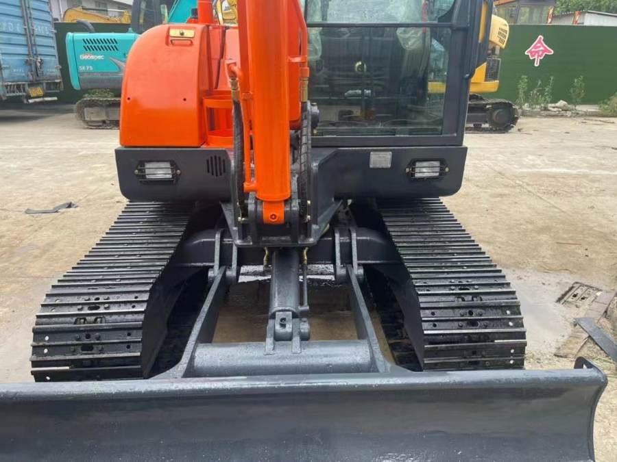 Doosan DH60-7 Excavator Plate