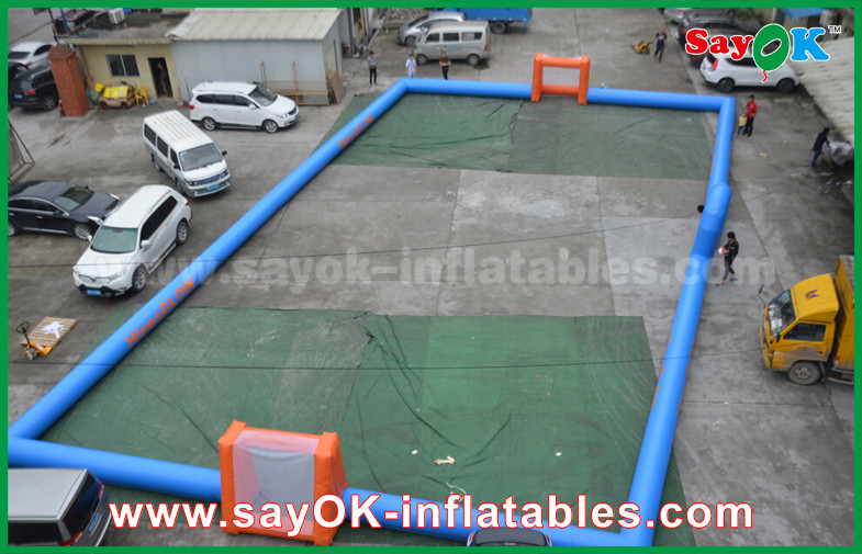 Inflatable Football Game Blue 0.4 PVC Portable Inflatable Football Field / Football Pitch CE Standard Blower