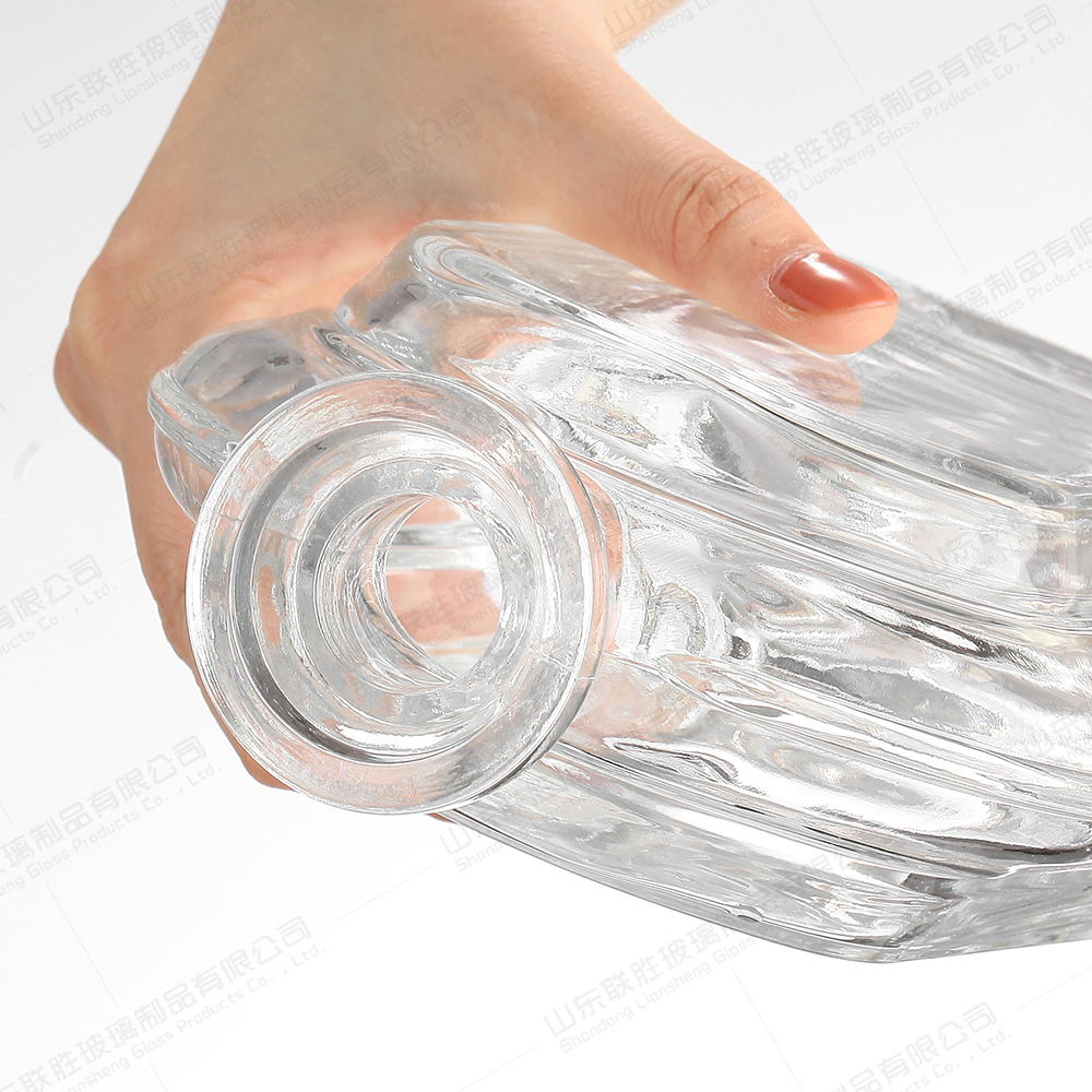 Glass Wine Bottle with Hot Stamping Surface Handling and Customized Color