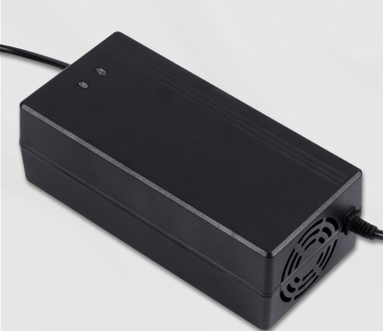 Over Load Protection DC 25.2V 2A Li Ion Battery Charge With RHOS CE 3C Certification