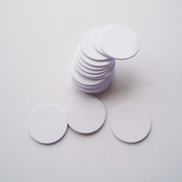 Hard Pvc PET RFID NFC Tags On Metal Surface Coin Iso15693 Weatherproof