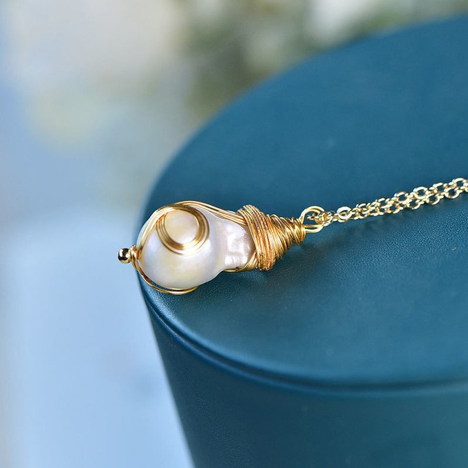New Trendy Natural Pearl Necklace For Women Copper Natural Baroque Pearl Necklace Jewelry Party Wedding Choker Necklace