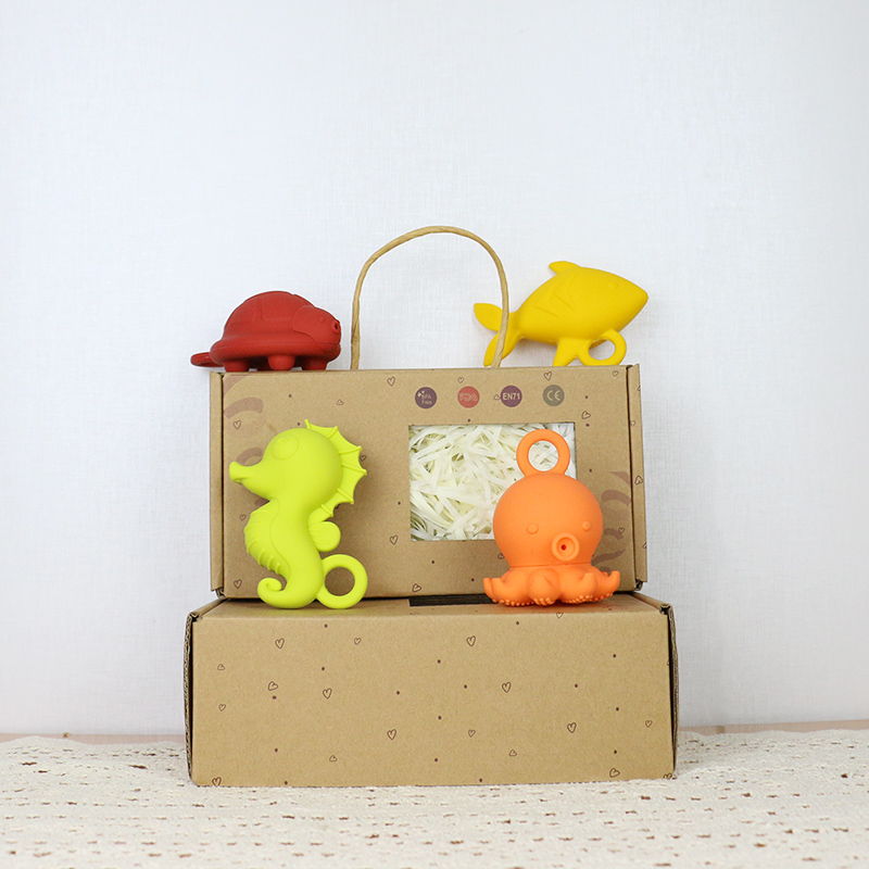 Custom Popular Silicone Ocean Animal Octopus Fish Turtle Seahorse Kids Baby Bath Toys Gift Set Water Spray Squishy