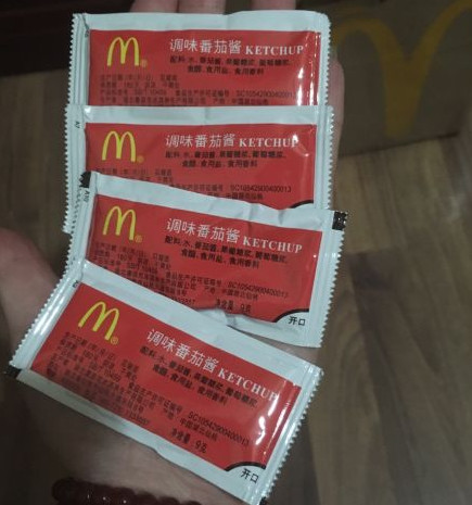 LC-220L Food Grade Stainless Steel 10ml KCF Ketchup Automatic Filling And Packaging Machine Potato Sauce Pouch Packing