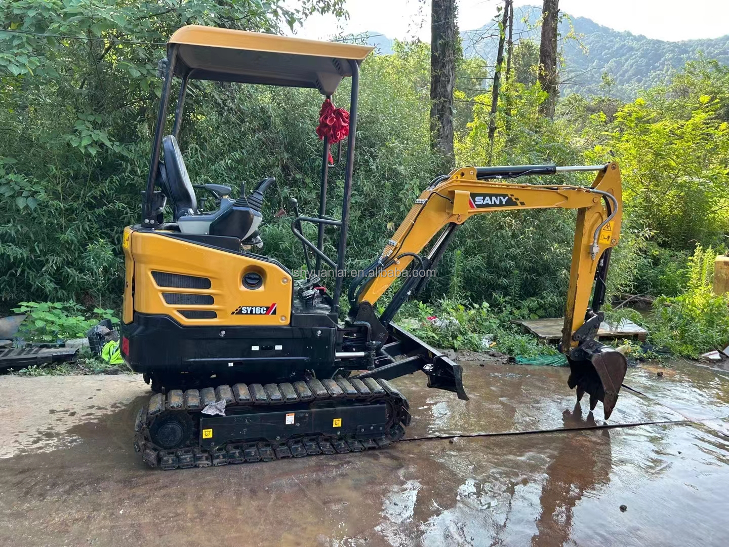Used SANY 16 Excavator With Original Hydraulic Valve And 0-2000 Working Hours