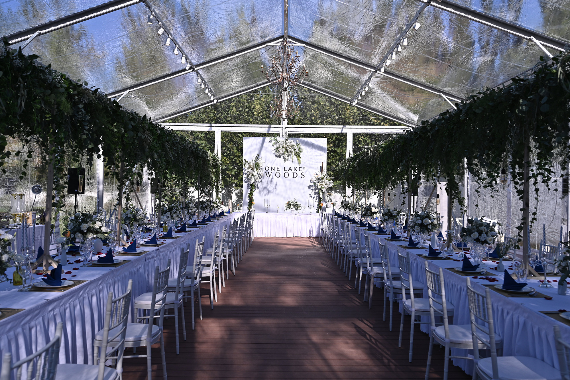 Outdoor 10x12 Wall Tent Luxury Clear Wedding Marquee Customized Size 100 People Capacity