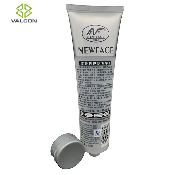 300 ML Big Bottle Tube Packaging 2 Layer For Body Cleaner LDPE Plastic Material