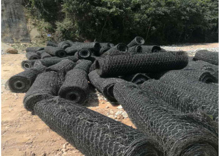Black Debris flow control project Geotextile Reinforced mike mat