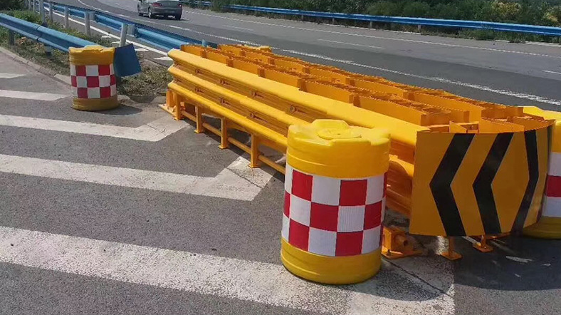 ISO9001 2008 Certified Road Traffic Safety Barrier For Transportation Infrastructure