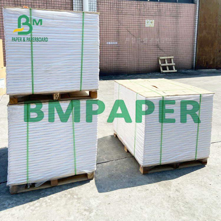 120g 635 x 965mm C2S Matte White Paper Ideal For Greeting Cards