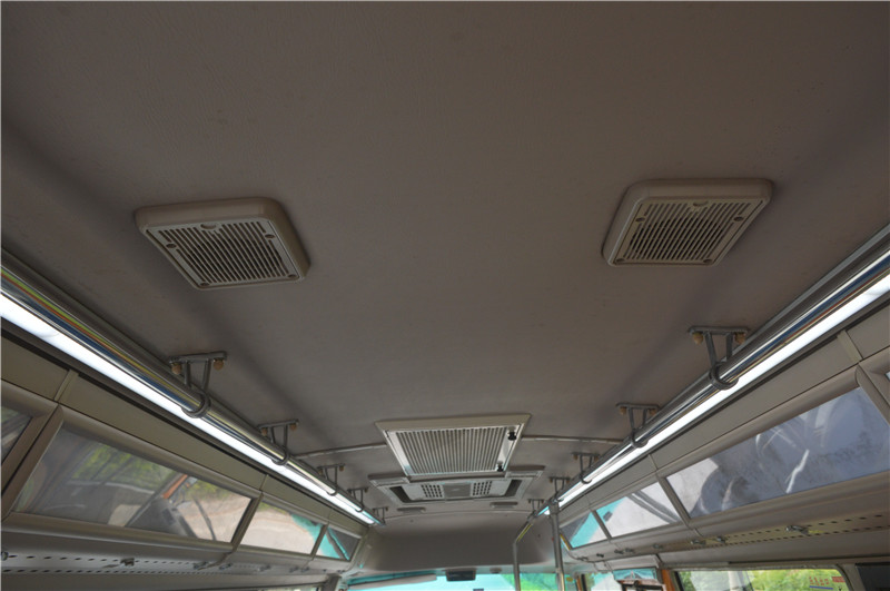Golden Dragon XML6700 Used City Bus 19 Seats Used Left Hand Drive Bus