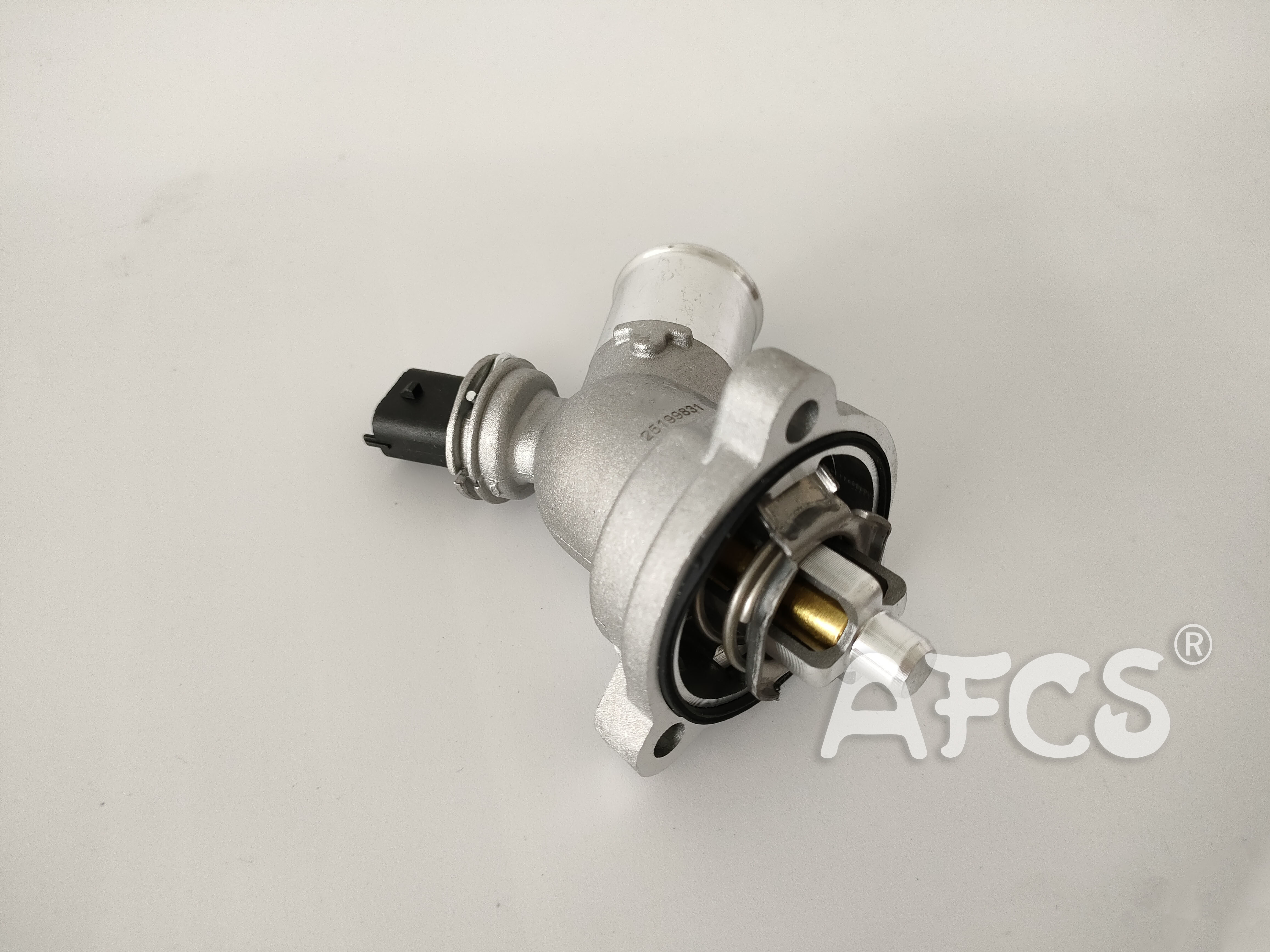 25199831 25192923 96988257 Car Sensor Parts Thermostat Housing For Chevrolet Spark