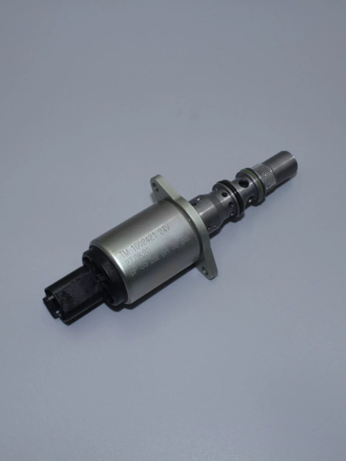 Germany Thomas Original TM1002421 XCMG Crane Spare Parts Proportional Solenoid Valve
