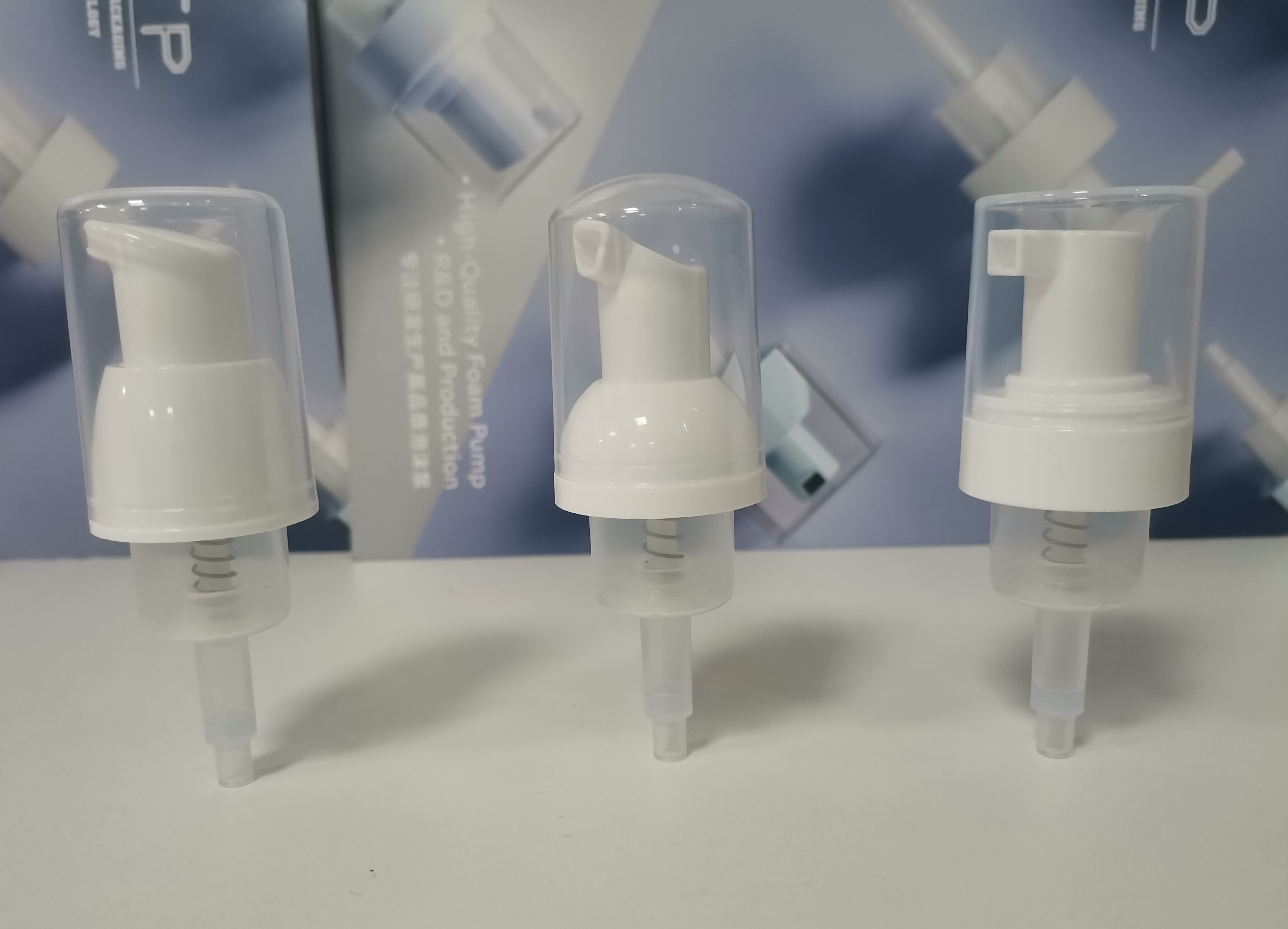 External Spring PP Lotion Pump W/ Overcap 0.4CC Discharge Rate Free Samples