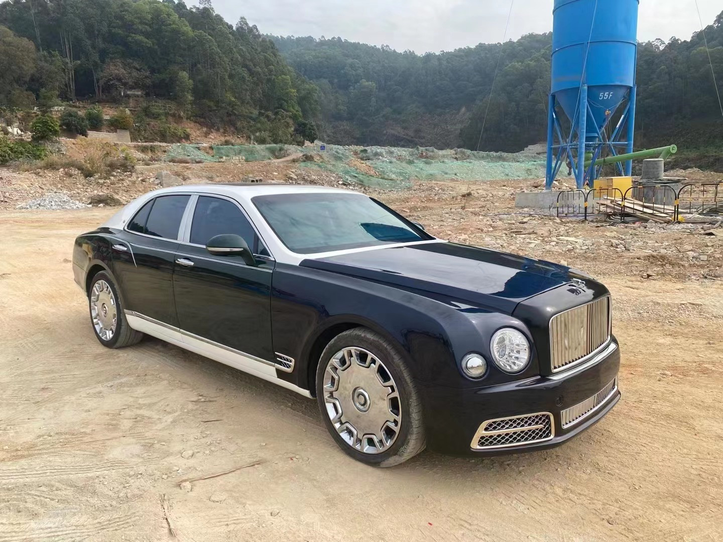 For Bentley Mulsanne Body Kit Mulsanne Upgraded with New Front and Rear Bumper Headlights and Taillights