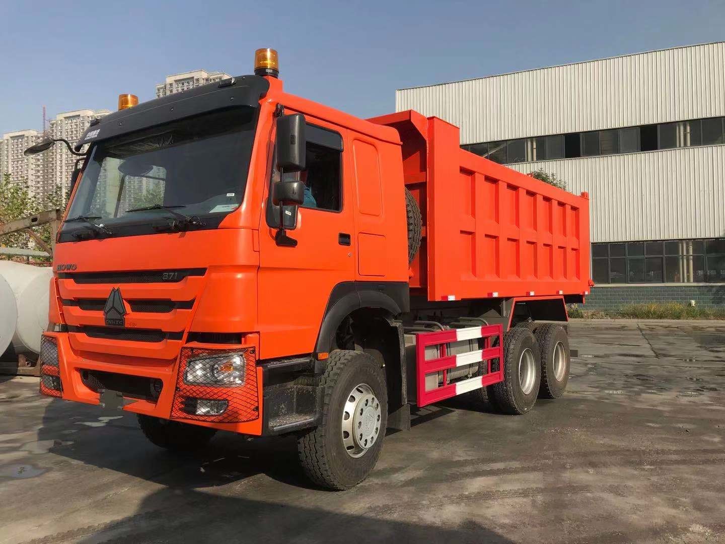 30T Sinotruk Howo 4x2 Dump Truck 290hp Euro 2 Diesel Fuel