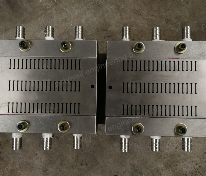 Customized Extrusion Mold For Extruder Machine, Plastic Moulding Dies