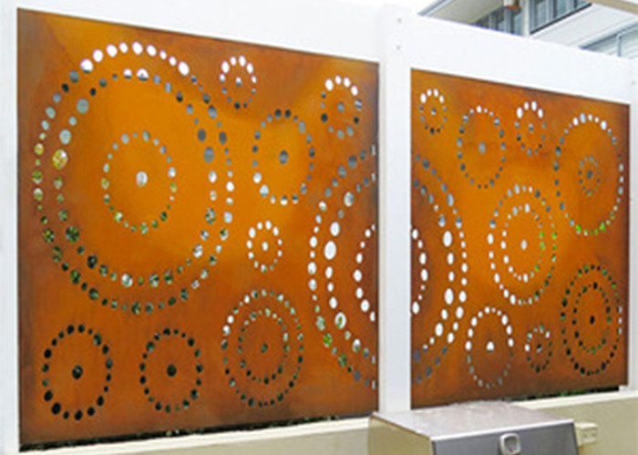 Corten Steel Garden Ornament Circle Pattern Design Privacy Screen Panel